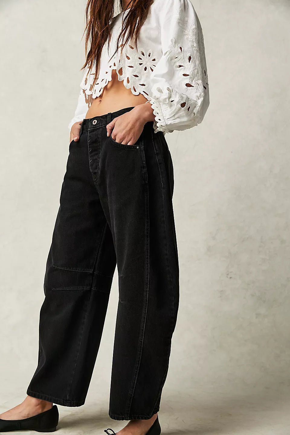Jean barrel femme noir jambe large