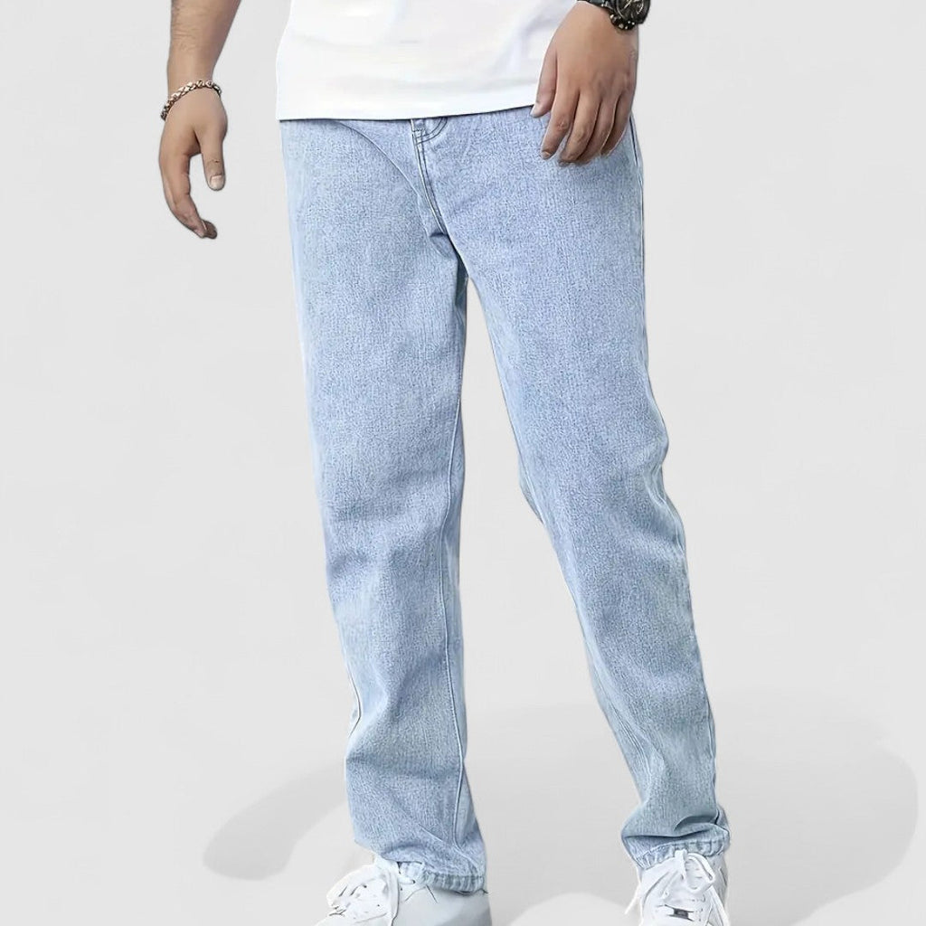 Jean droit homme bleu clair vue de dos