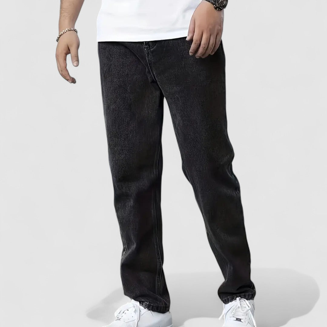 Jean droit homme noir vue de dos