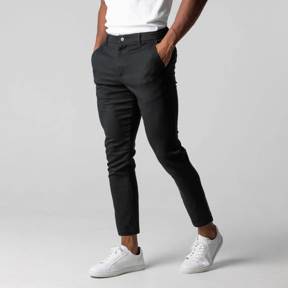 Pantalon chino homme noir coupe ajustée