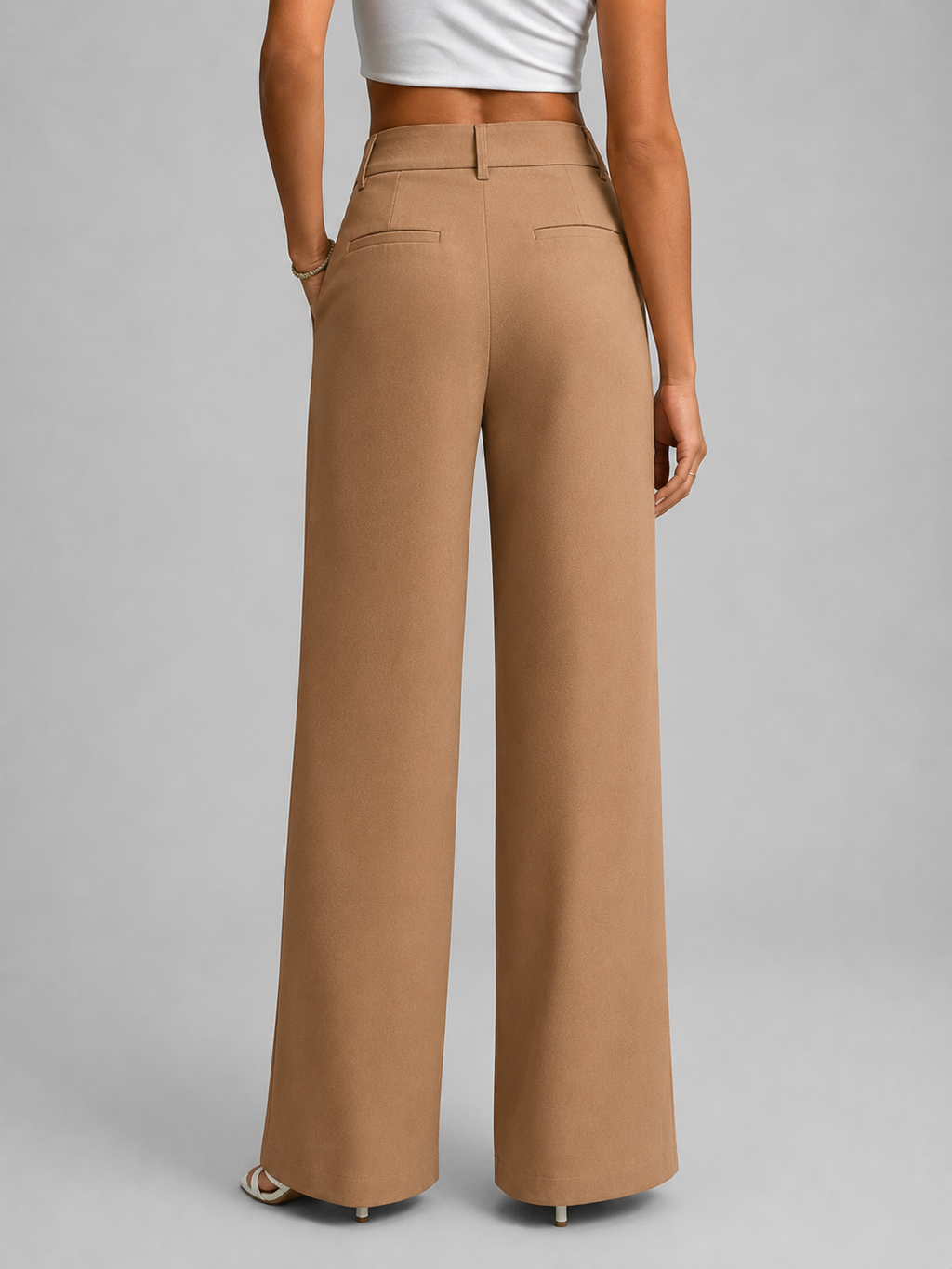 Pantalon taille haute femme camel vue de dos