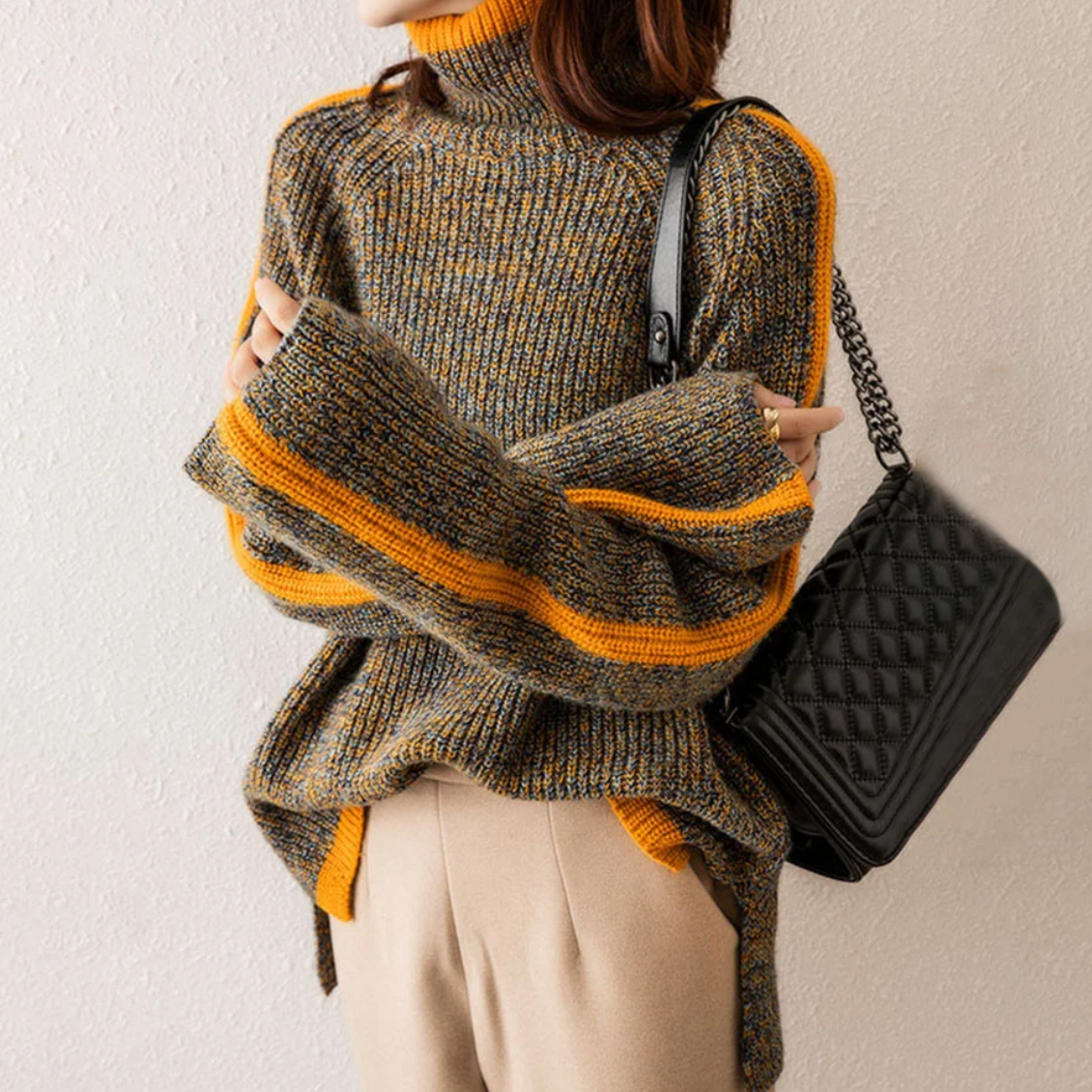 Pull col roulé femme kaki à manches rayées