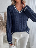 Pull col V femme bleu marine torsadé à liseré contrasté
