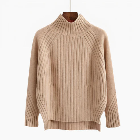 Pull femme beige à col montant côtelé