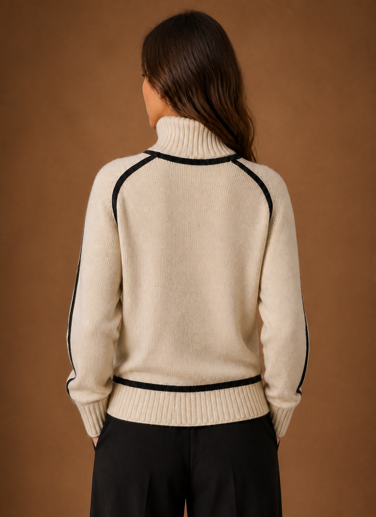 Pull femme écru col roulé à liserés contrastés