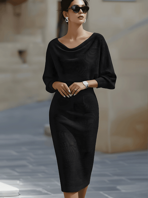 Robe pull femme noire à col bénitier