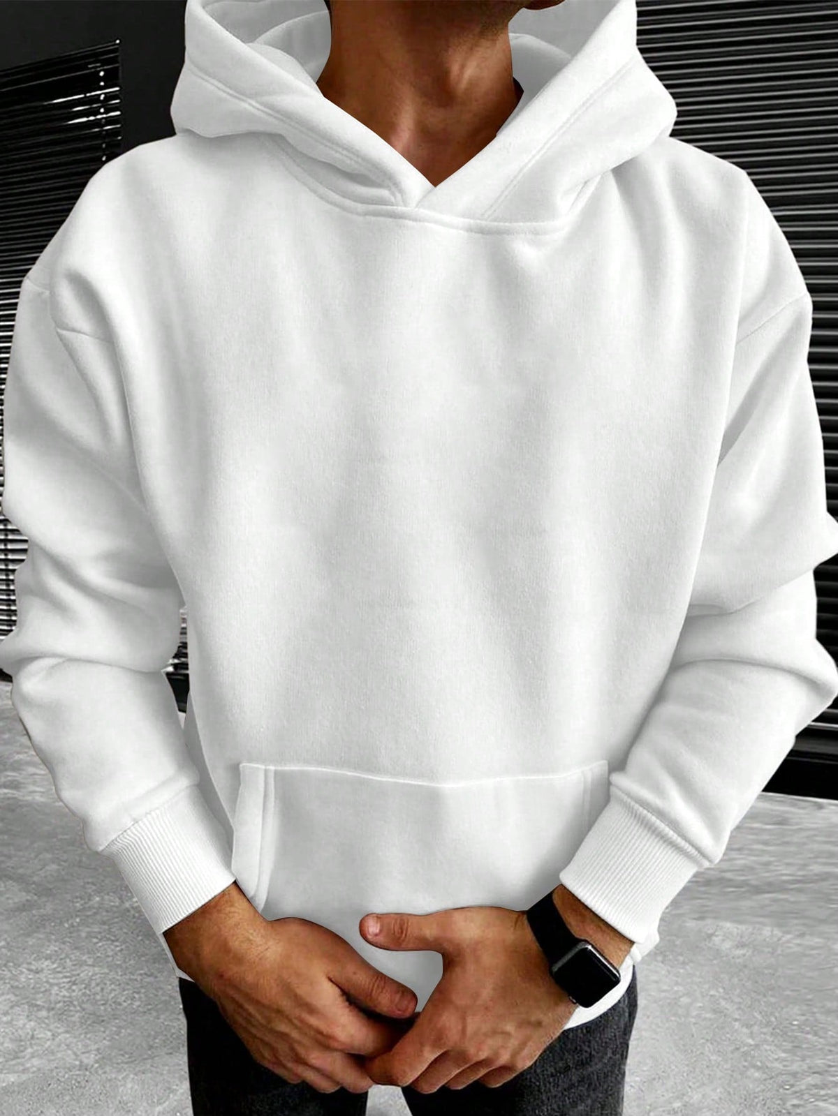 Sweat à capuche homme blanc oversize